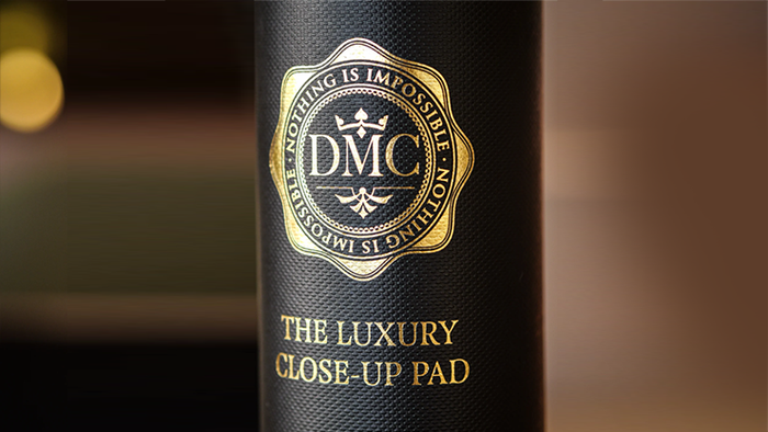 DMC Luxury Close-Up Pad