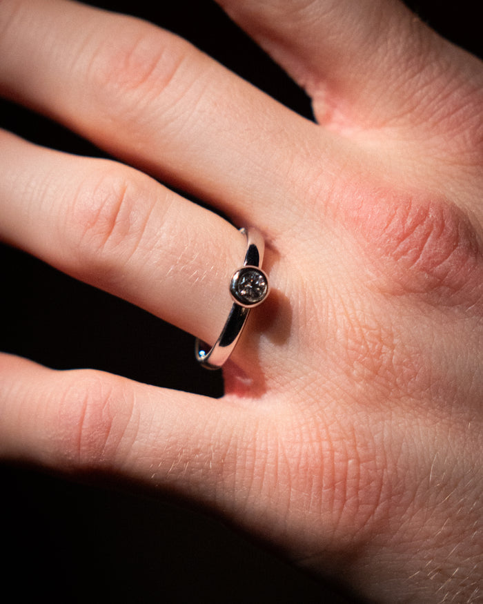 Himber Ring (Silver Stone)
