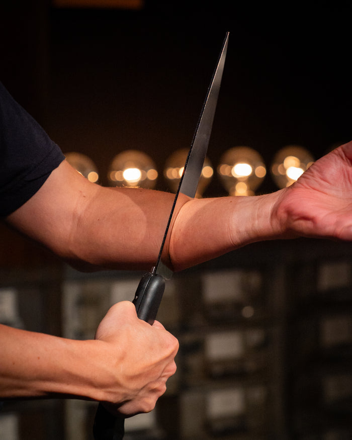 Knife Through Arm - The Amazing Johnathan