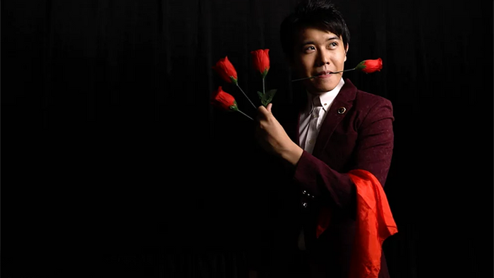 The Rose 2.0 (Red) by Bond Lee & Wenzi Magic - Trick
